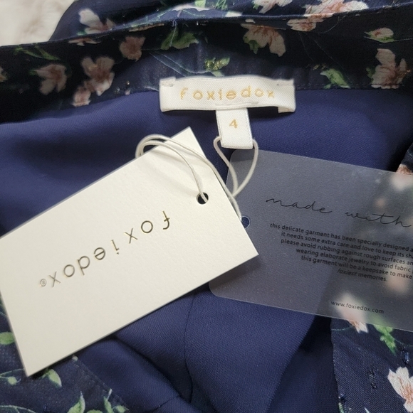 Foxiedox Carolina Navy Blue Ditsy Flower Print Wide Leg Pants NWT Size 4 - Picture 9 of 13